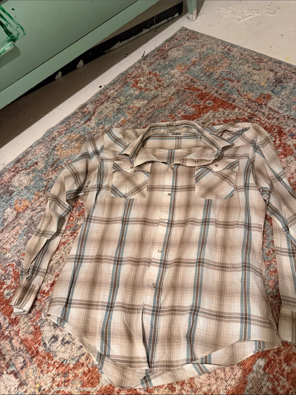 Vintage Levi Strauss Men's Casual Plaid Button-Up Shirt - Cream & Light Blue